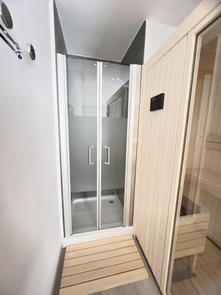 Luxury Sauna By Confortsky Pas De La Casa Eksteriør billede